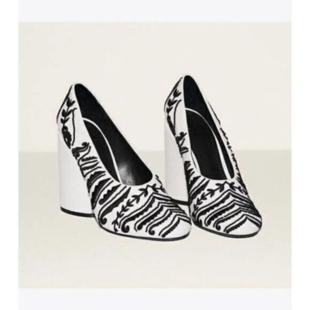 TORY BURCH NWT Lucia Embroidered Embellished Black & White Pumps US 7